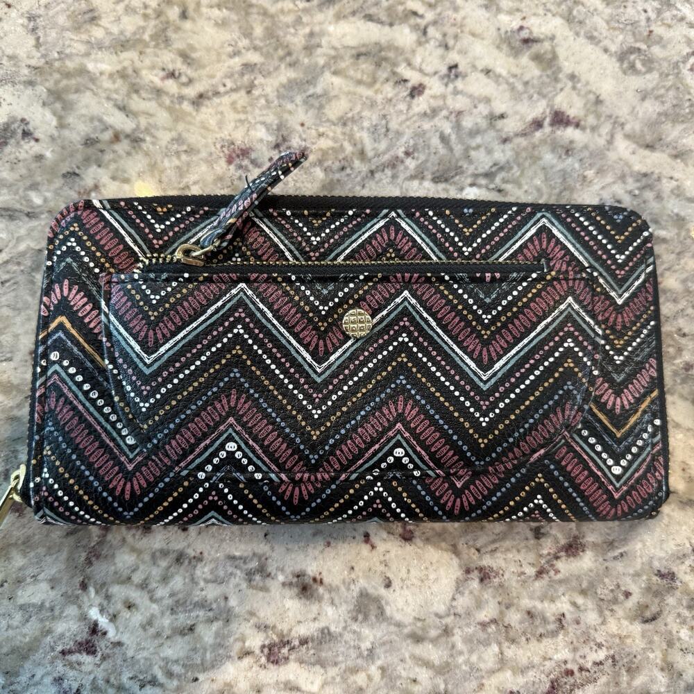 used unbranded trifold womens wallet